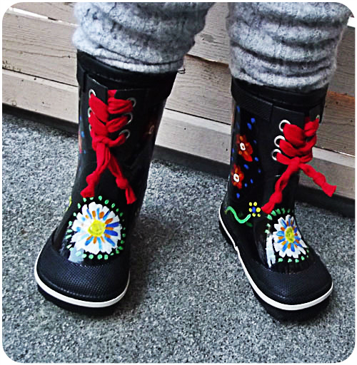 Fabulous DIY Painted Footwear Refashions by Confessions of a Refashionista