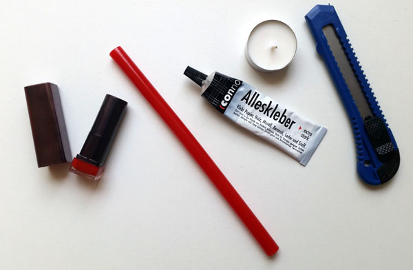 DIY Play lipstick