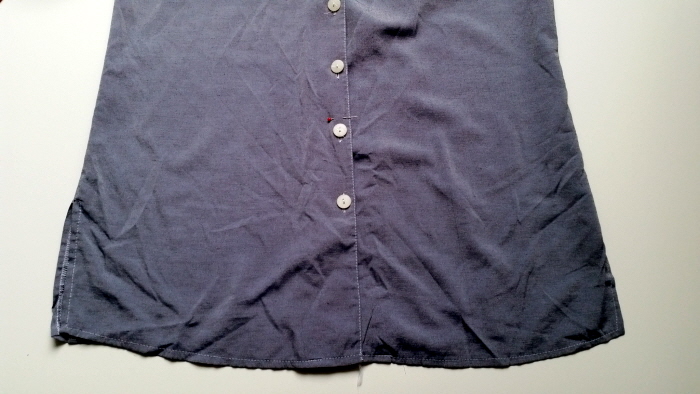 cropped blouse with button embellishment 